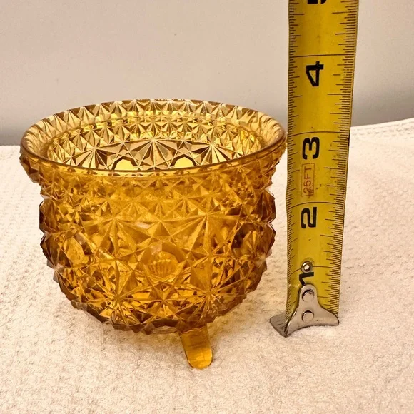 Vintage Fenton Amber “Daisy & Button” 3-Footed Small Glass Bowl 3.5” x 3” - Picture 5 of 5